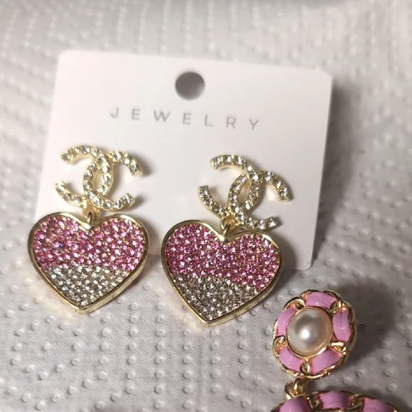 Source Unknown Pink and Gold Earrings Set - Picture 6 of 7